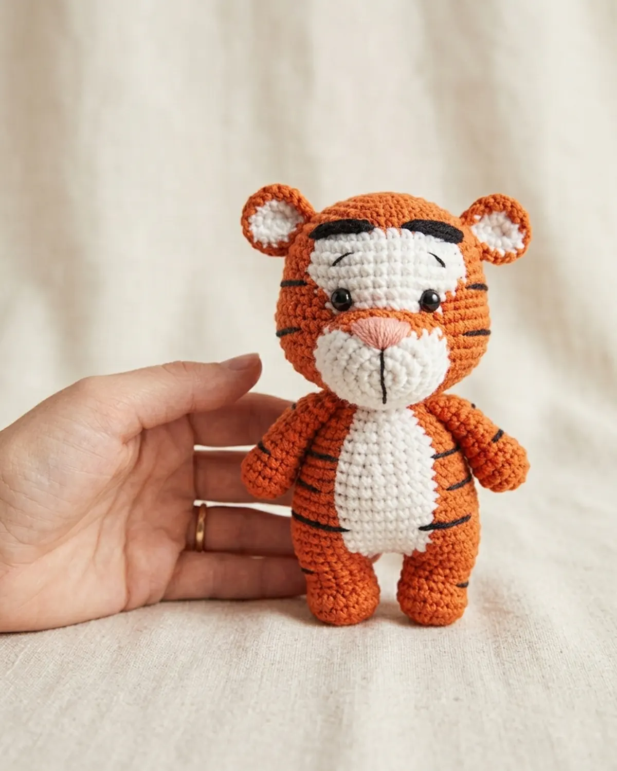 Kích thước Tiger thú len handmade cao khoảng 11cm - Hình 4